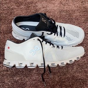 On Cloud X sneakers